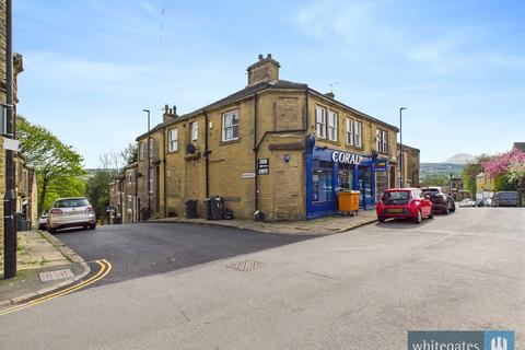 4 bedroom apartment for sale, Fountain Street, Thornton, Bradford, West Yorkshire, BD13