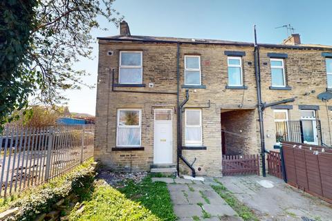 2 bedroom end of terrace house to rent, Parry Lane, Bradford BD4