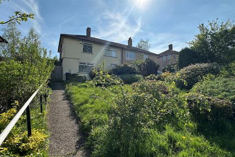 3 bedroom semi-detached house to rent, Rowantree Drive, BD10