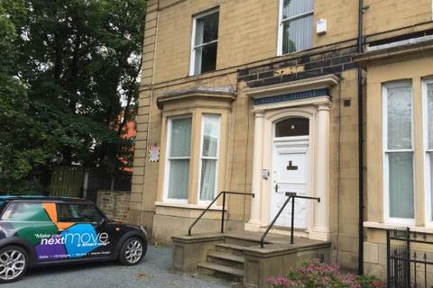 1 bedroom flat to rent, Claremont, Bradford,