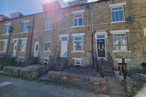 3 bedroom house to rent, Harlow Road, Bradford , West Yorkshire