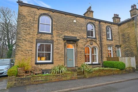 2 bedroom house to rent, Salisbury Street, Rawdon, Leeds