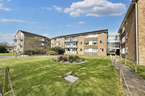 2 bedroom flat for sale, Westbrook, Lustrells Vale, Saltdean, BN2 8EZ