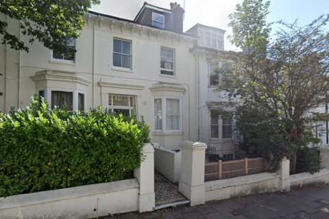 1 bedroom apartment to rent, Buckingham Place