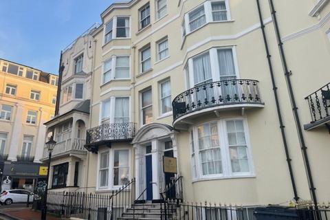 1 bedroom flat to rent, New Steine, Brighton