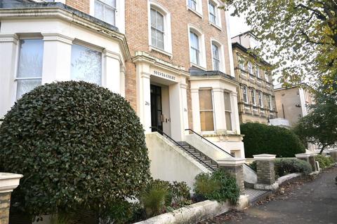 2 bedroom flat to rent, Wilbury Road, Hove