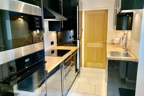 2 bedroom flat to rent, Broomhill Road, Ground Floor, AB10