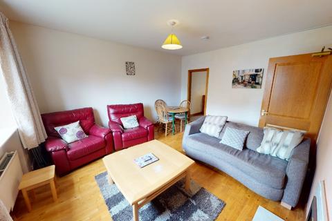 3 bedroom flat to rent, Willowbank Road, City Centre, Aberdeen, AB11