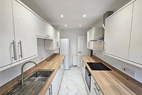2 bedroom apartment to rent, Caxton Court, Grove Street, Bath, BA2