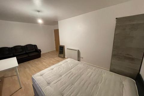 1 bedroom in a flat share to rent, Branston Street, Birmingham B18
