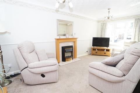 2 bedroom semi-detached house for sale, Woodfield Close, Idle, Bradford