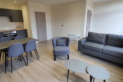 2 bedroom flat to rent, Conditioning House Bradford BD1 4QZ