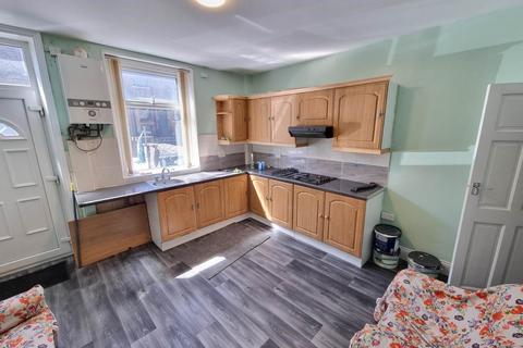 3 bedroom house to rent, Harlow Road, Bradford , West Yorkshire