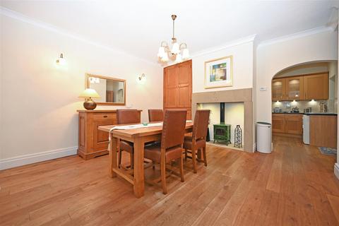 2 bedroom house to rent, Salisbury Street, Rawdon, Leeds