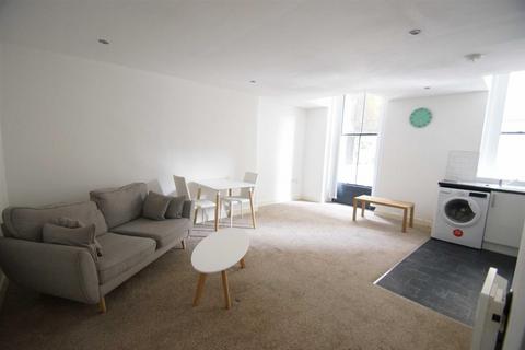 1 bedroom flat to rent, Law Russell House, Vicar Lane, Bradford