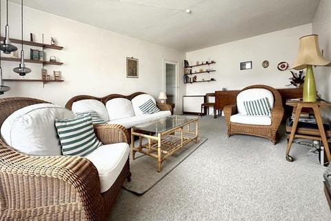 2 bedroom flat for sale, Westbrook, Lustrells Vale, Saltdean, BN2 8EZ