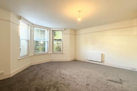 2 bedroom flat to rent, Wilbury Road, Hove