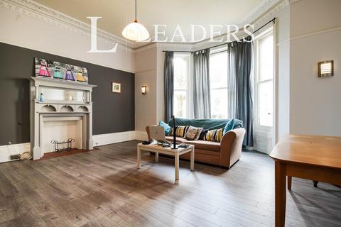 2 bedroom flat to rent, Dyke Road