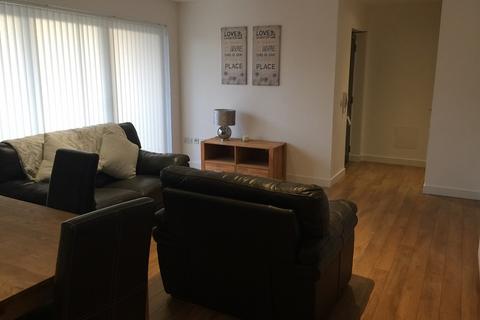 2 bedroom flat to rent, Holburn Street, aberdeen AB10