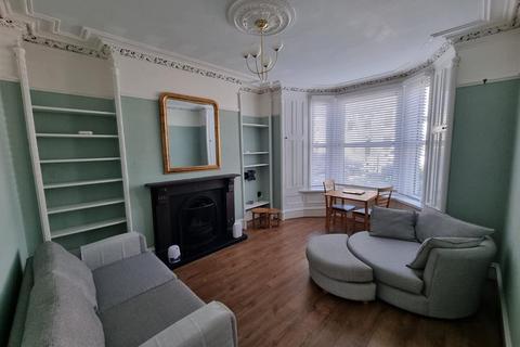 2 bedroom flat to rent, 75 Clifton Road, Aberdeen, AB24 4RN