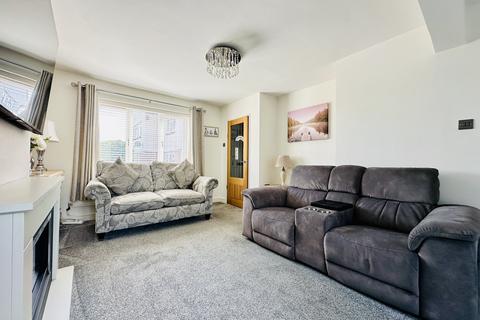 3 bedroom semi-detached house to rent, Cranleigh Road, Sunderland SR5
