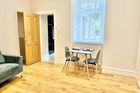 2 bedroom flat to rent, Broomhill Road, Ground Floor, AB10