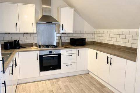 2 bedroom flat to rent, Duff Street, Top Floor, AB24