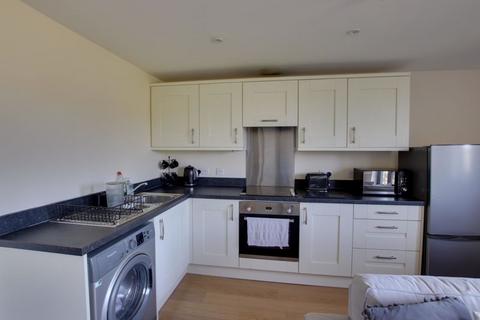 2 bedroom apartment to rent, Lower Bristol Road, Bath