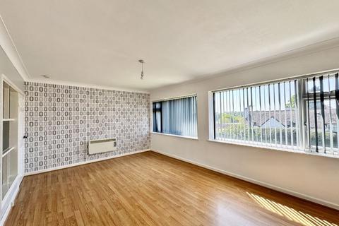 2 bedroom apartment for sale, Kings Court, Hill Village Road, Four Oaks, Sutton Coldfield, B75 5DP