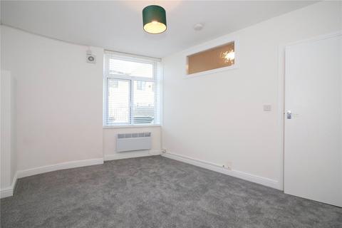 1 bedroom flat to rent, St. James Place, Shipley BD17