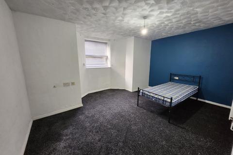 1 bedroom flat to rent, Little Horton Lane, BD5 0BU