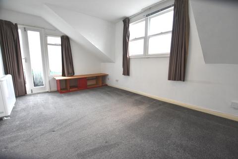 1 bedroom apartment to rent, Buckingham Place