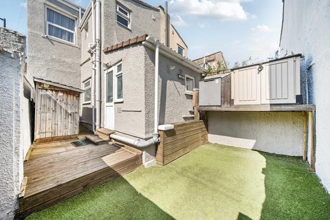 2 bedroom end of terrace house for sale, Morley Road, Bristol BS3
