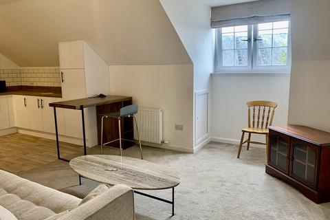 2 bedroom flat to rent, Duff Street, Top Floor, AB24