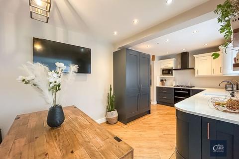 3 bedroom semi-detached house for sale, Forest Close, Streetly, Sutton Coldfield, B74 2JY