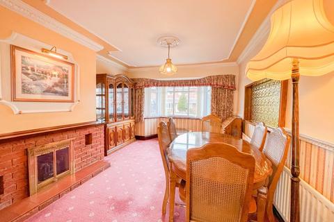 3 bedroom semi-detached house for sale, Elmtree Road, Streetly, Sutton Coldfield, B74 3RX