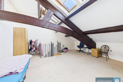 2 bedroom penthouse for sale, Sunbridge Road, Bradford, West Yorkshire, BD1