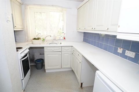3 bedroom townhouse for sale, Summerbridge Crescent, Eccleshill,  Bradford