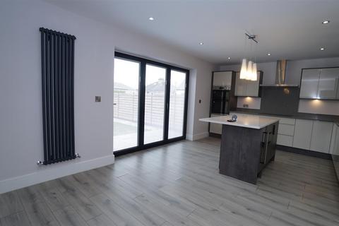 5 bedroom detached house for sale, Westfield Lane, Moorview Villas, Wrose