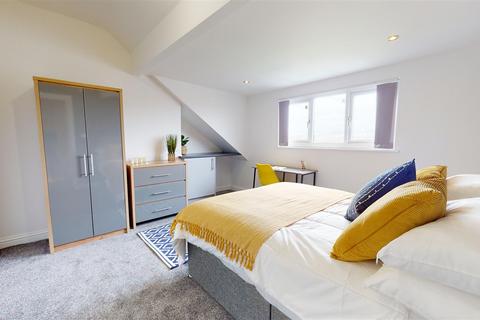1 bedroom in a house share to rent, Kirkgate, Shipley