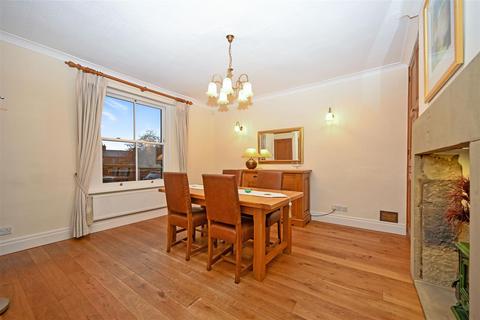 2 bedroom house to rent, Salisbury Street, Rawdon, Leeds