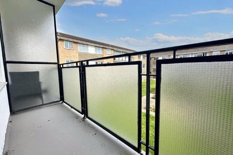 2 bedroom flat for sale, Westbrook, Lustrells Vale, Saltdean, BN2 8EZ