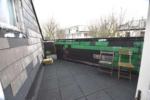 1 bedroom apartment to rent, Buckingham Place