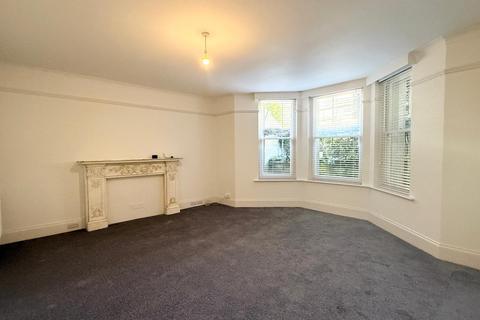2 bedroom flat to rent, Wilbury Road, Hove