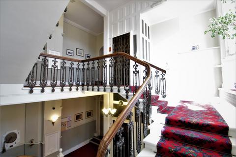 1 bedroom flat to rent, Holland Road, Hove, BN3