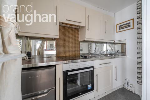 Studio to rent, Marine Parade, Brighton, East Sussex, BN2