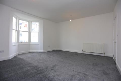 2 bedroom maisonette to rent, Western Road, Hove