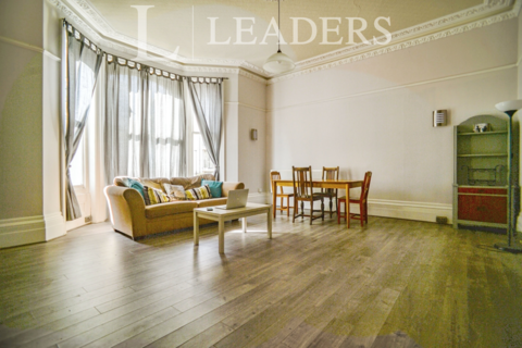 2 bedroom flat to rent, Dyke Road