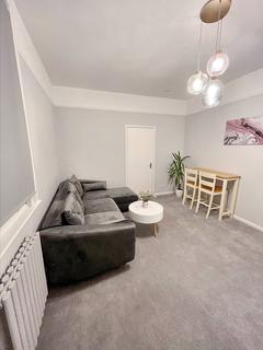 Studio for sale, Lower Oldfield Park, Bath BA2