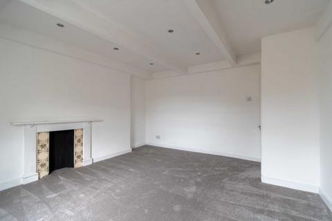 2 bedroom penthouse for sale, Edgar Buildings, Bath